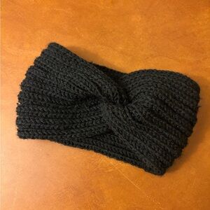 Black Knitted Twist Headband